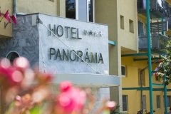 Hotel Panoráma Balatongyörök bejárat